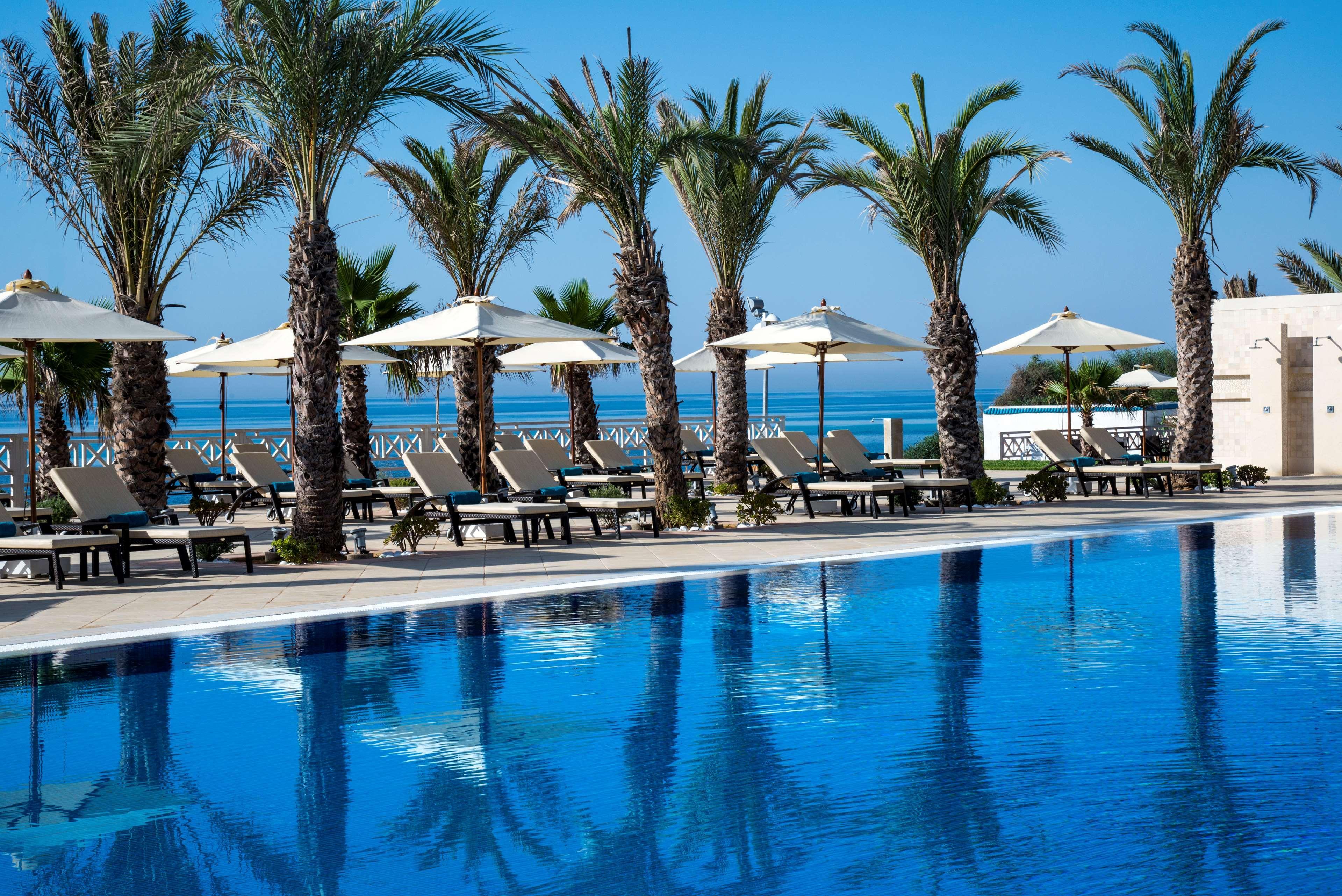 فندق راديسون بلو ريسورت آند ثالاسو الحمامات المظهر الخارجي الصورة Pool at the Grand Palladium Hotel